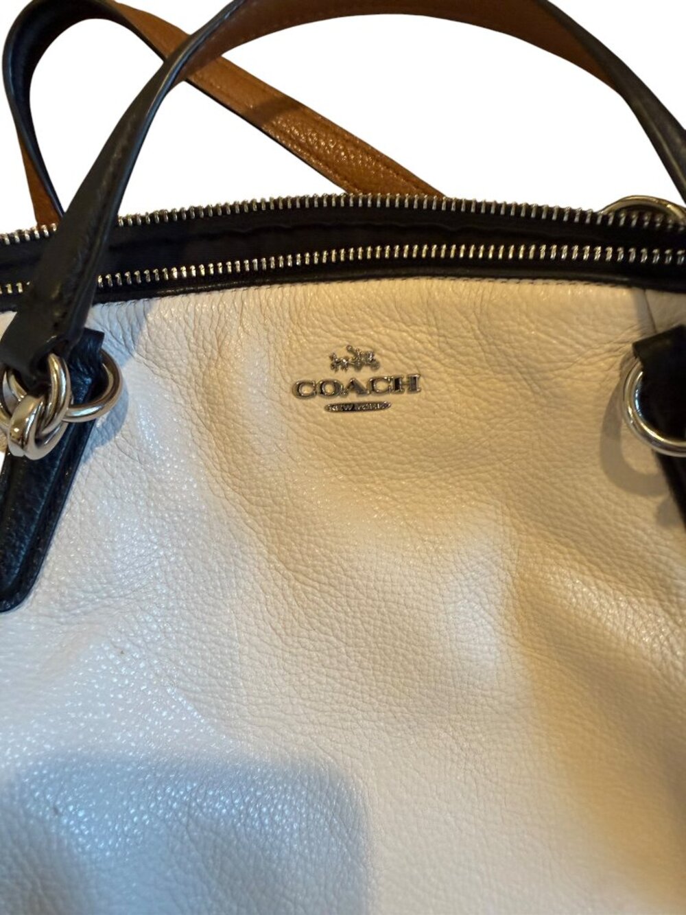 Vintage Coach Leather Kelsey Satchel Cream Black Trim Crossbody Bag - Picture 3 of 7